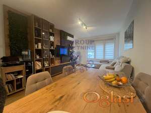 Trosoban stan na Bulevaru Evrope