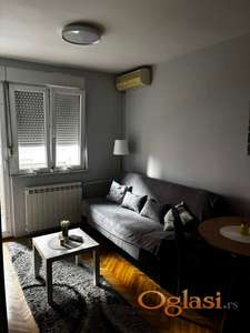 NOVI SAD, NOVA DETELINARA, GARSONJERA, ODMAH USELJIVO - 250 E