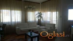 Lep trosoban stan – Bulevar Evrope!