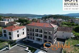 Prodaje se dvosoban stan u novogradnji Dumidran Tivat