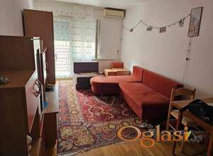  KOMFORNA GARSONJERA - NOVA DETELINARA