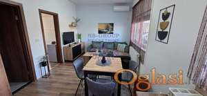 Odlican jednoiposoban stan-Somborska rampa