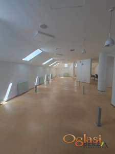 LUX POSLOVNI PROSTOR OD 200 M2 U STROGOM CENTRU GRADA