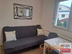 ŽELEZNIČKA STANICA, 16m2, Garsonjera, Nameštena