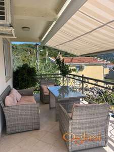 Moderna kuća s bazenom u Baru,  Susanj