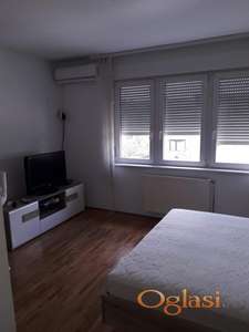 Odlcna garsonjera na LImanu 3