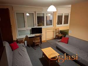 Nameštena garsonjera u bloku 44