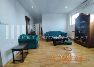 Botanička bašta, Cvijićeva, dvoiposoban(ID: 1203) ID#1203
