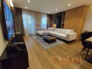 LUX Četvorosoban na Bulevaru Oslobođenja, 122m2