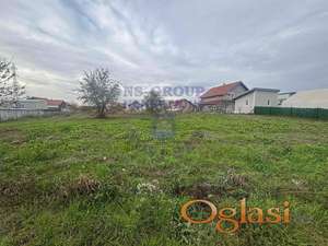 Na prodaju plac u Veterniku