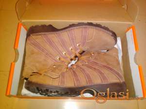 Duboke kožne unisex cipele broj 40 NOVE