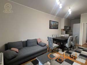 Izdaje se dvosoban stan - 51m2- Sajmište