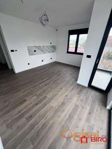 ---NOV USELJIV trosoban stan 52 m2+terasa 52 m2---