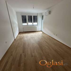 Izdaje se jednoiposoban stan na Telepu, potpuno nov u modernoj novogradnji.