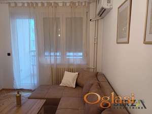 PREDIVAN DVOSOBAN STAN NA BULEVARU OSLOBOĐENJA