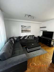 Izdajem potpuno renoviran trosoban stan na Grbavici !!! ID#4157