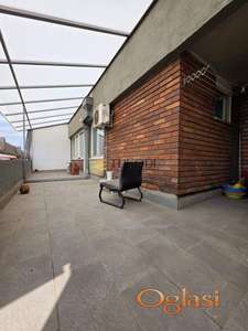 Блок 21 – престижна локација, 55м² + две велике терасе