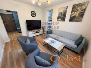 Odličan, komforan trosoban stan na Podbari!