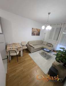  LEPO NAMEŠTEN DVOIPOSOBAN STAN NA PODBARI