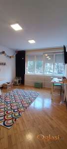 Izdaje se svetao stan u centru Rume, 70m2