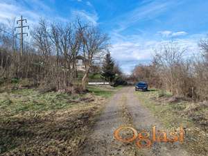 JEFTINO a dobro, plac 9 ari, bez provizije