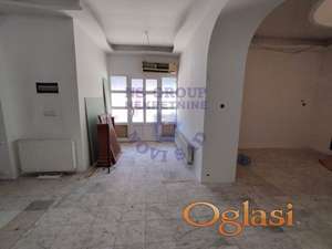 Lokal 74m2 Novo Naselje