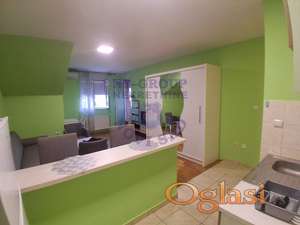 Garsonjera na detelinari