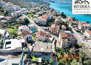 Na prodaju porodicna kuca Kotor