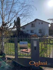 Na prodaju dve kuce u Slatini-Sopot