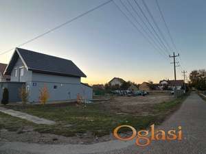 Građevinsko zemljište na prodaju – Lovćenac (Sutjeska 29) – izlaz na dve ulice