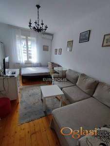 Fukcionalan stan na savršenoj lokaciji ID#9441