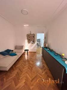 Izdajem LUX komforan četvorosoban stan na grbavici !!! garaža ID#5517