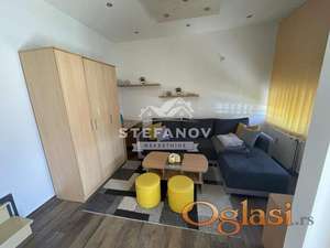 Kompletno opremljena garsonjera na Lesnini-Nušićeva ulica ID#1936