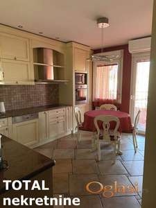 STAN - NOVI SAD - CENTAR - 266m2 - 494400 evra