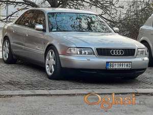 Audi S8 manuelni