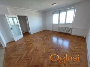 Stan NOVI SAD,BULEVAR,kv: 64, € 174500, ID: 1019273