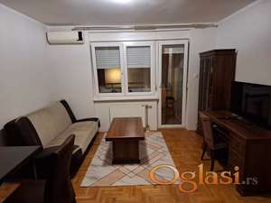 BUL.PATRIJARHA PAVLA - NAMEŠTEN DVOSOBAN STAN - USELJIV ODMAH!!!