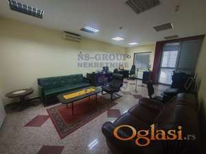 Retko u ponudi ! Višenamenski prostor u centru ! -91m2