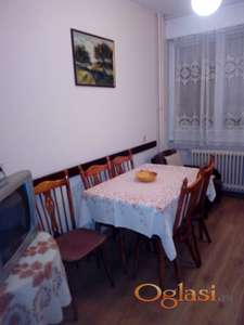 Dvosoban stan za izdavanje, Ustanička, 370€, 53m²