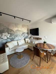 IZDAJE SE LUX STAN NA GRBAVICI ID#4477