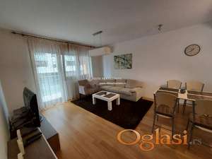 Izdavanje stanova A Blok-Dvosoban lux stan sa garazom