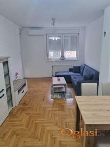 Dvoiposoban Stan na Grbavici