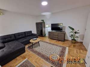  ODLIČAN, RENOVIRAN DVOSOBAN STAN NA LIMANU 3