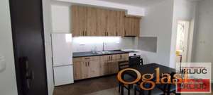 Adice-nov,useljiv jednoiposoban stan