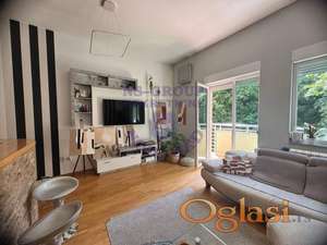 Fantastična ponuda! Odličan porodičan  stan na Limanu !