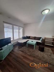 Veternik, namešten stan, sa računima i parkingom u ceni!