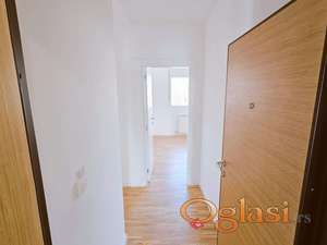 Altina, Zemun – nov dvosoban stan 55 m², useljiv odmah, etažno grejanje, parking