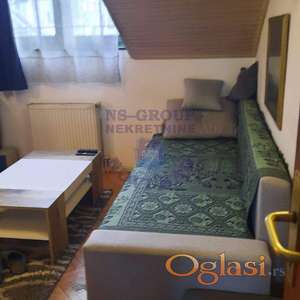 Izdaje se namešten jednosoban stan na Bulevaru, u blizini Futoške pijace, površine 29m².