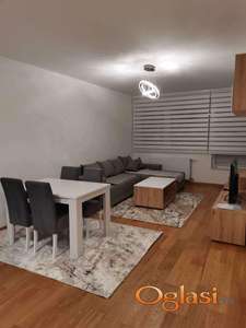 NOV, NAMESTEN JEDNOIPOSOBAN STAN, BULEVAR - GRBAVICA