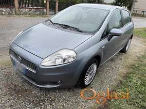 Fiat grande punto levo krilo